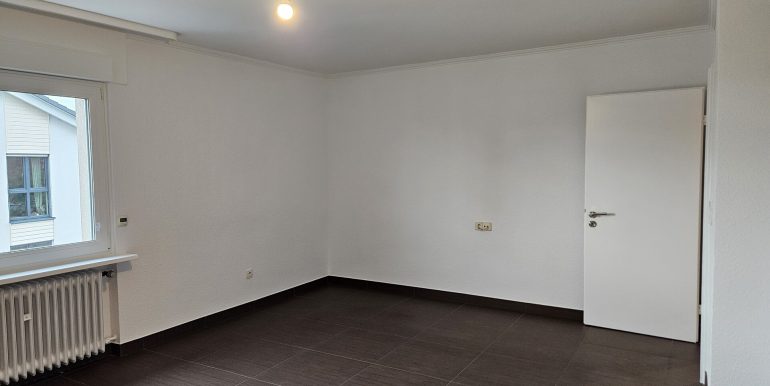 Arbeits- /Kinderzimmer