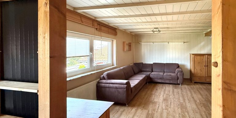 OG links Blick in den Wohnbereich