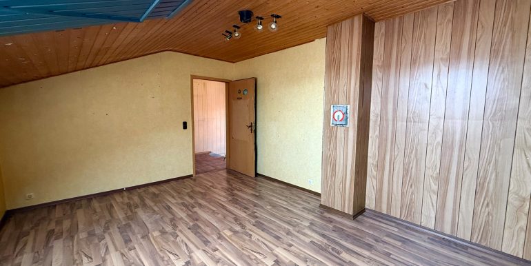 DG links Schlafzimmer (2)