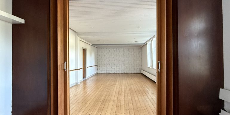 Gewerbe EG rechts mitte