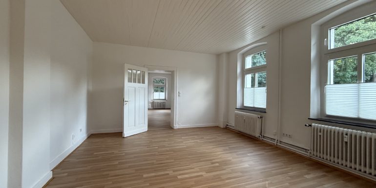 Gewerbe EG links hinten