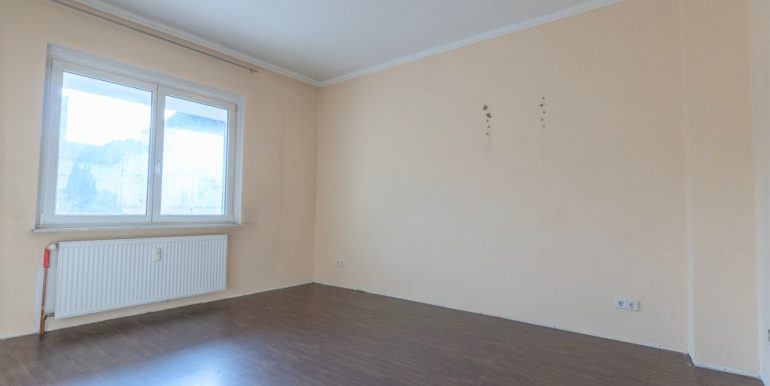 Wohn-/ oder Schlafzimmer im OG