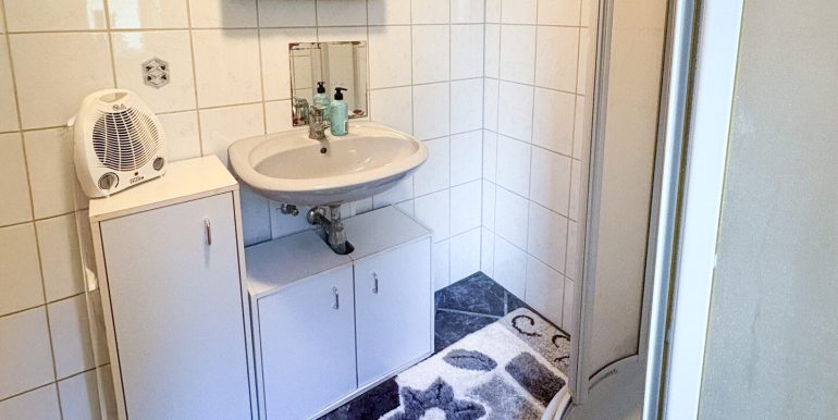 Haupthaus - Duschbad EG