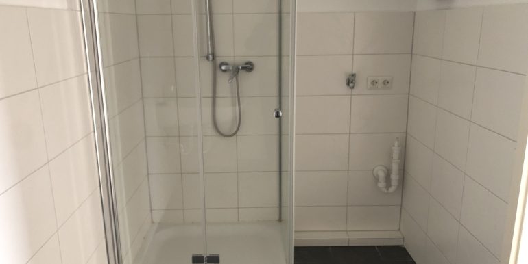 Bad mit Waschmaschinenplatz