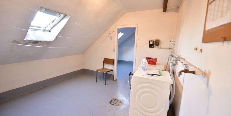 Münz-Waschautomat im Dachgeschoss