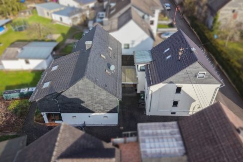 Seitenansicht der Gebäude