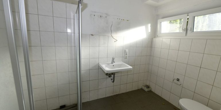Badezimmer im Erdgeschoss