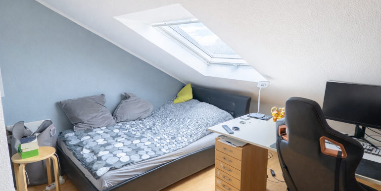 1. Schlafzimmer DG Foto II