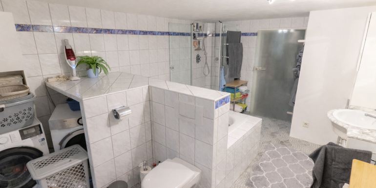 Tageslichtbad im KG Foto II