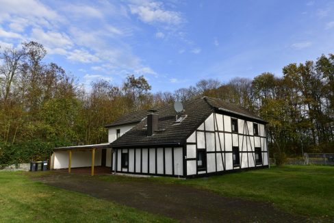 Ansicht von der Einfahrt