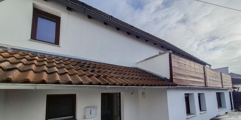 Rückansicht Zugang Wohnung 1