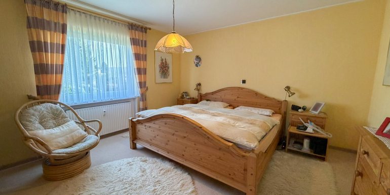 Schlafzimmer EG
