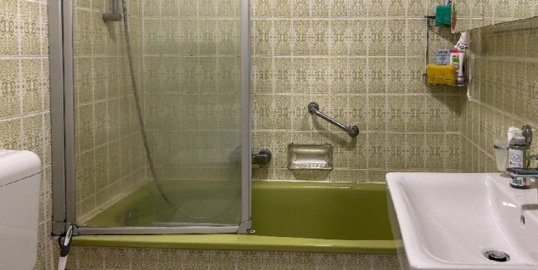 Badezimmer mit Wanne