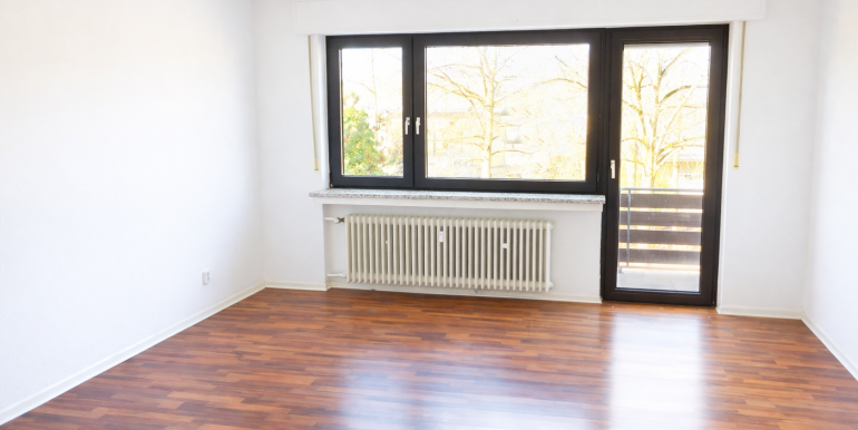 Bsp Zimmer mit Balkon