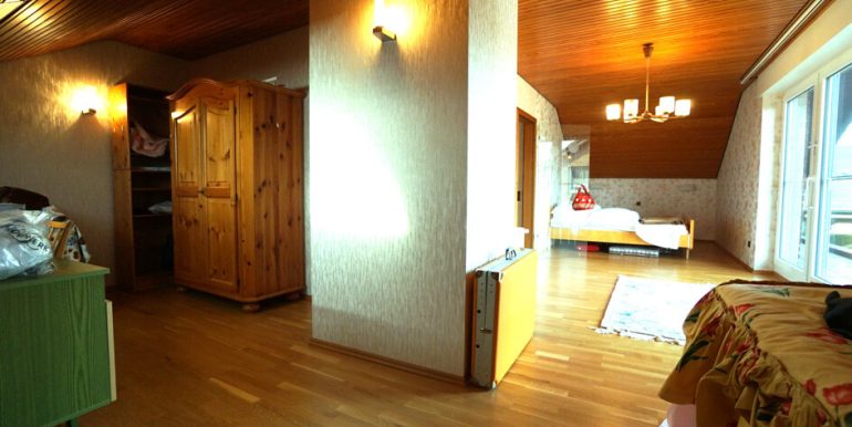 Schlafzimmer 2 OG