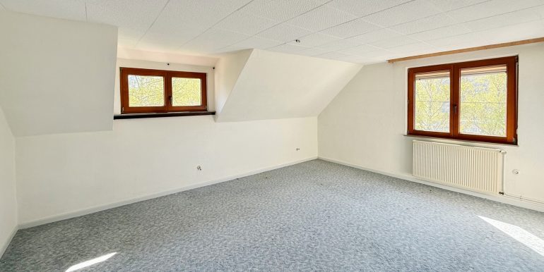 OG Schlafzimmer (2)