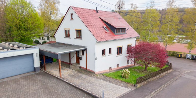 Straßenansicht