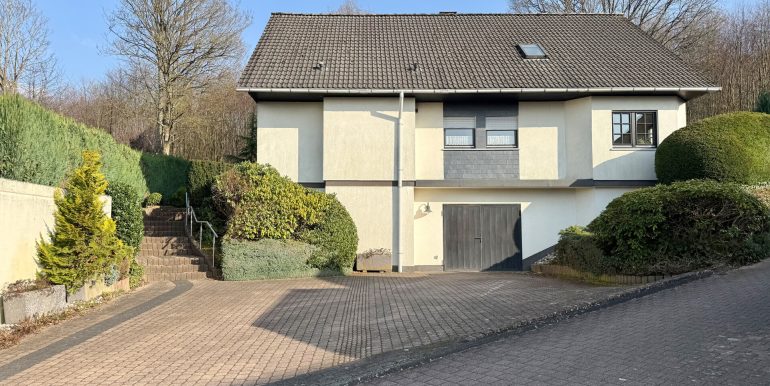 Straßenansicht