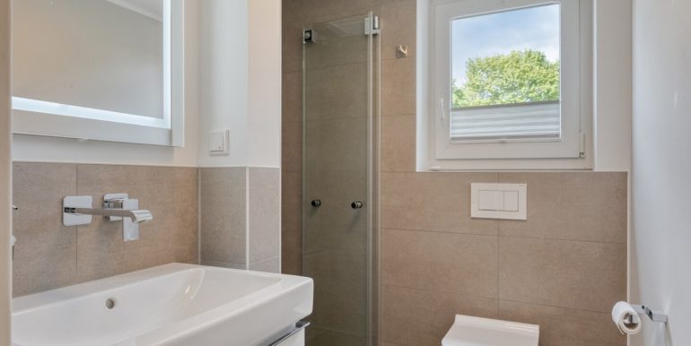 Badezimmer 2