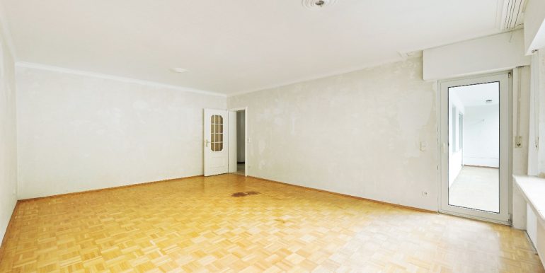 Wohn-/Esszimmer (Ist-Zustand)