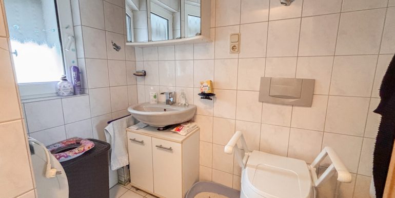 Badezimmer DG