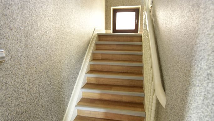 Treppenaufgang zum Dachgeschoss