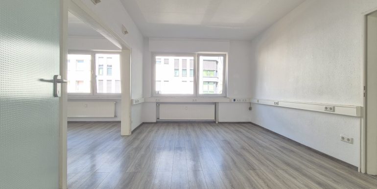 Büro 1