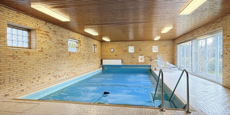 Schwimmbad