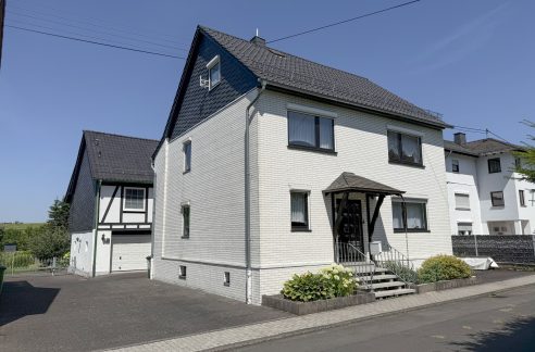 Straßenansicht