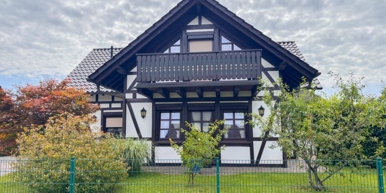 Straßenansicht