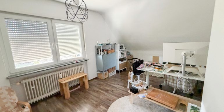 DG links Zimmer