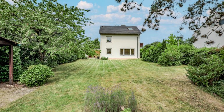 Gartenseitige Hausansicht