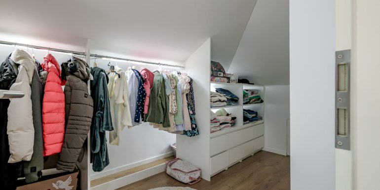 Ankleidezimmer OG