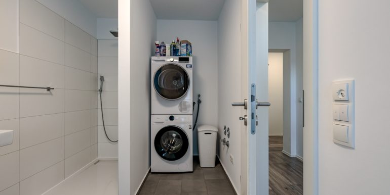 Bad Einliegerwohnung UG