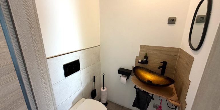 Gäste-WC EG