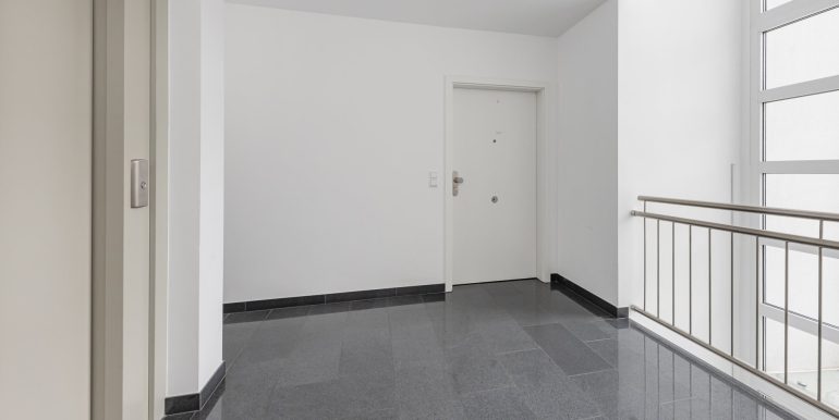 Hausflur mit Aufzug