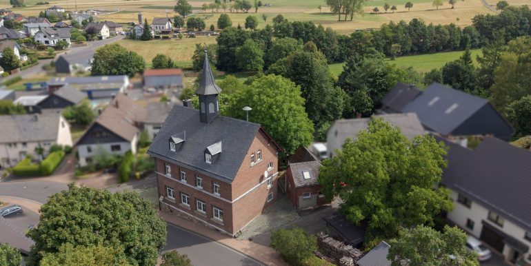 Alte Schule und Nebengebäude