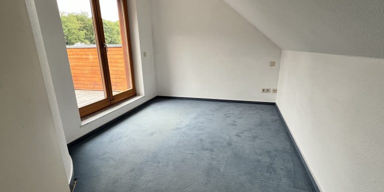 Schlafzimmer 2 DG