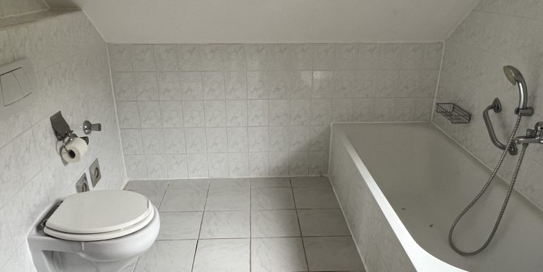 Badezimmer DG