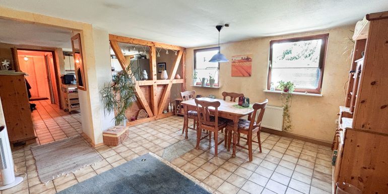Wohnzimmer/Essbereich DG