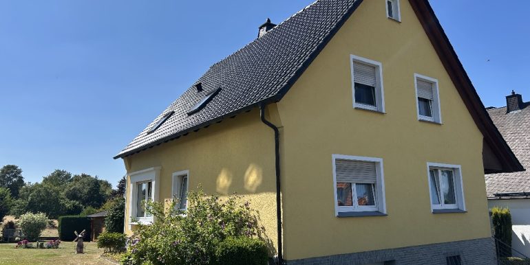 Straßenansicht
