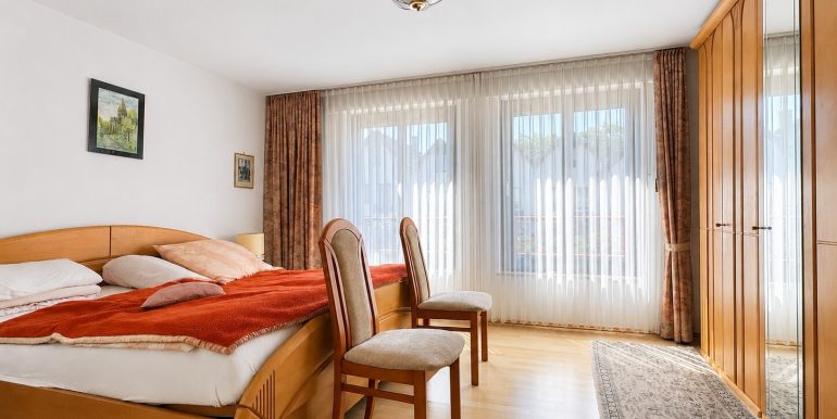 Schlafzimmer OG