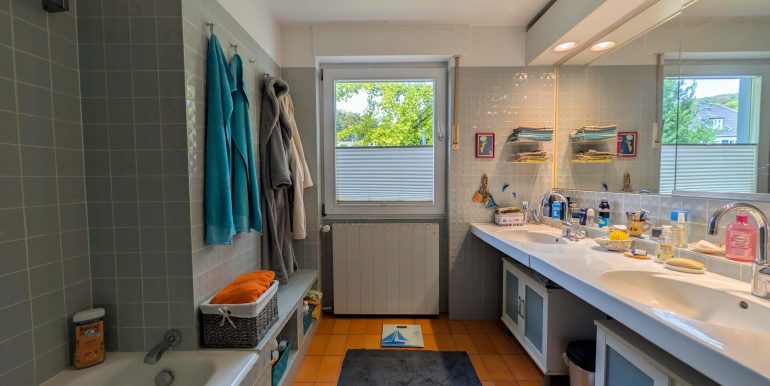 Badezimmer OG