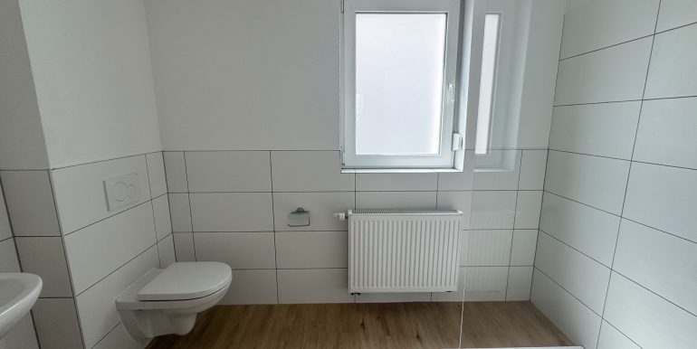 Tageslichtbad EG Wohnhaus Nr. 11