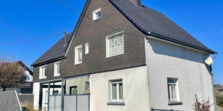 neu überdachter Hauseingang