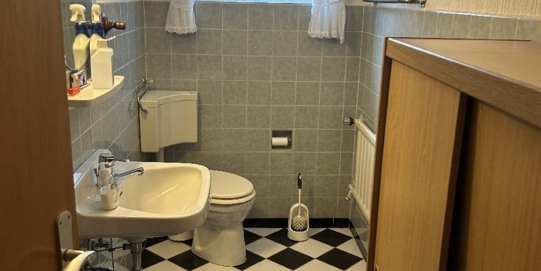 Gäste-WC EG