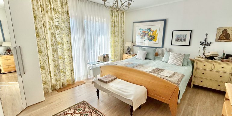 EG Schlafzimmer