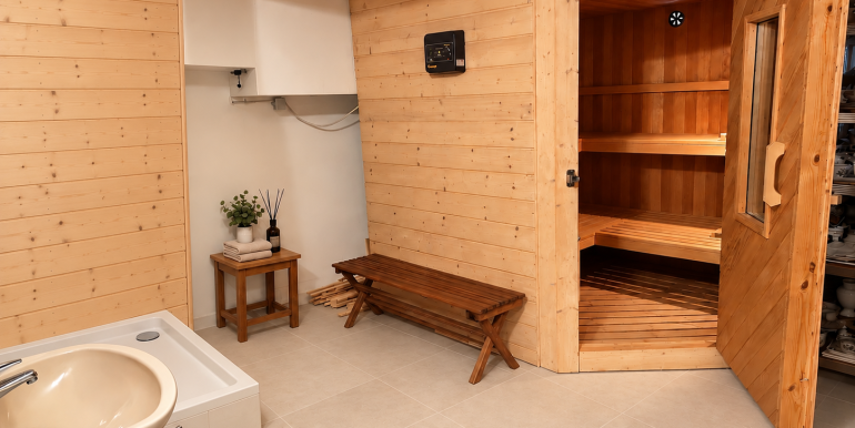 Kellerraum mit Sauna - KI-optimiert