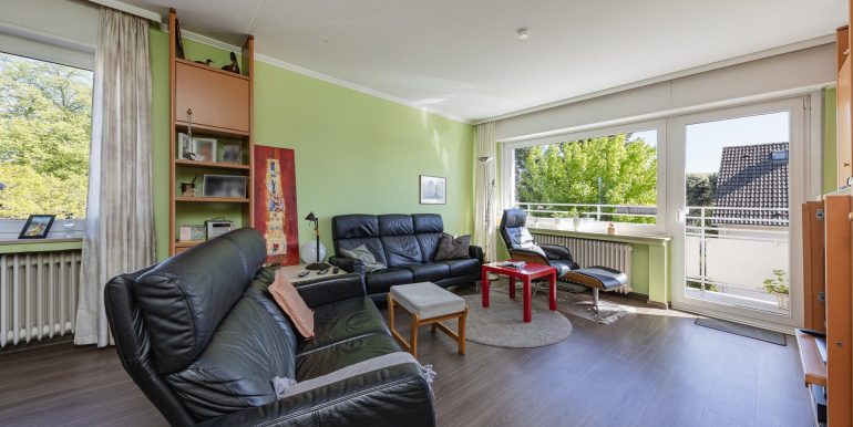 Einblick Wohnung straßenseitiges Haus