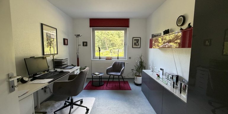 Kinder-/Gäste-/Arbeitszimmer